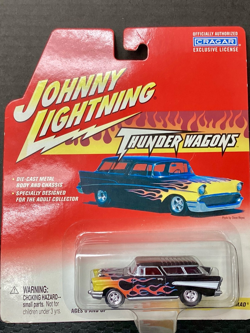 Johnny Lightning 1957 Chevy Nomad Thunder Wagons Black Yellow Flame Die-Cast Car